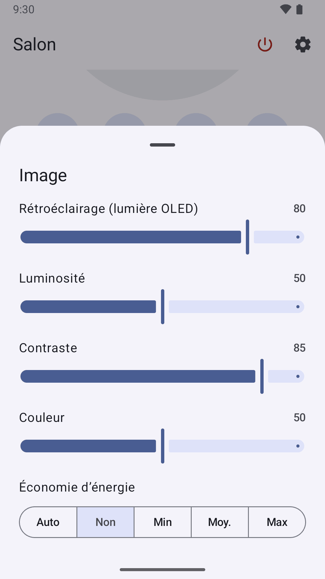 Le panneau Image : rétroéclairage (lumière OLED) à 80, luminosité à 50, contraste à 85, couleur à 50, et économie d’énergie désactivée.